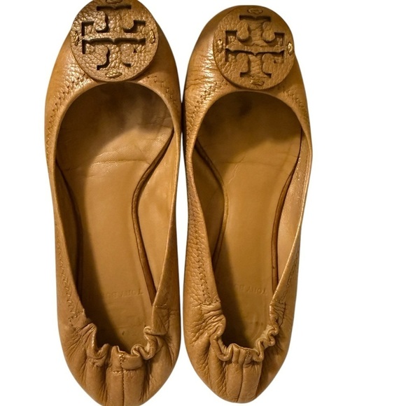 Tory Burch Shoes - Tory Burch Royal Tan Leather Reva Flats size